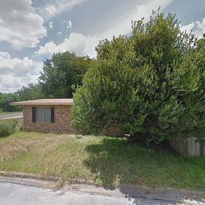 1401 Anita St, Center, TX 75935