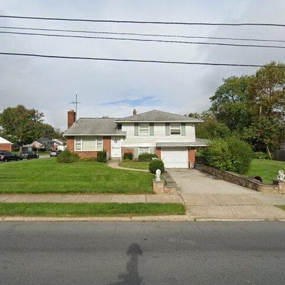 1401 E Mermaid Ln, Glenside, PA 19038