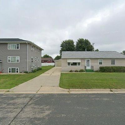 1404 N Mantorville Ave, Kasson, MN 55944