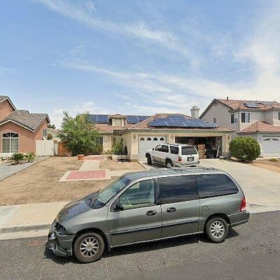 14042 Rogers Ln, Victorville, CA 92392