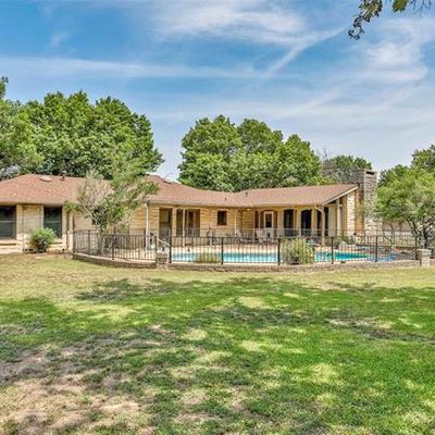 1406 W California St, Gainesville, TX 76240