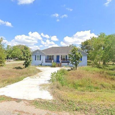 1407 Avenue K, Danbury, TX 77534