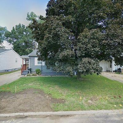 1407 Koch St, Pekin, IL 61554