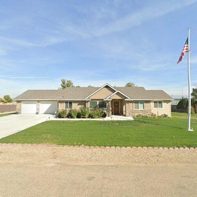 14082 Towers Dr, Caldwell, ID 83607