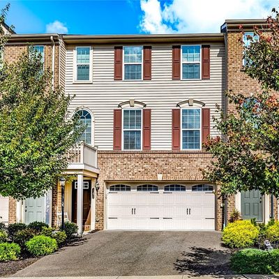 141 Mews Ln, Cranberry Township, PA 16066