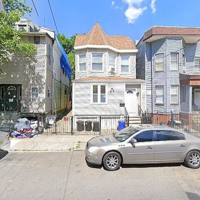 141 S 8 Th St, Newark, NJ 07107