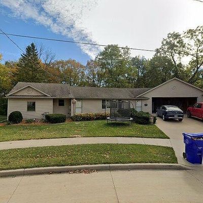 1412 Oakridge Ave, Kaukauna, WI 54130