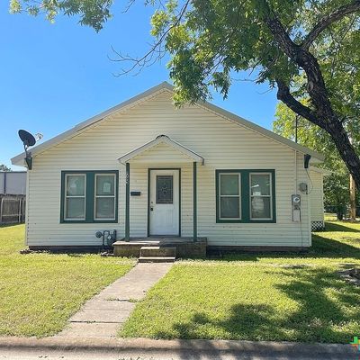 1412 Saunders St, Gatesville, TX 76528