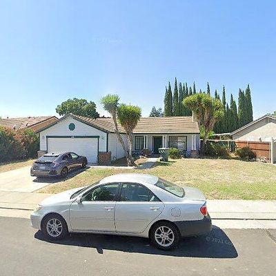 14121 Chantilly Ct, Lathrop, CA 95330