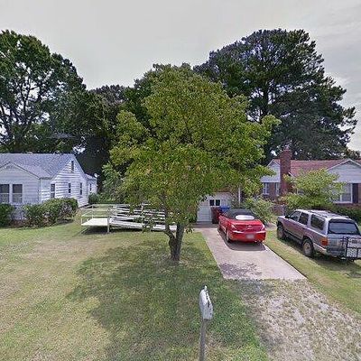 1414 Hawthorne Dr, Chesapeake, VA 23325