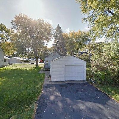 1415 Sunnyside Dr, Johnsburg, IL 60051