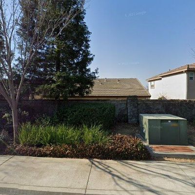 1416 Black Bear St, Roseville, CA 95747