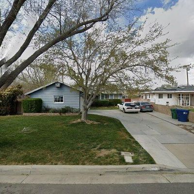 1417 W Avenue H9, Lancaster, CA 93534