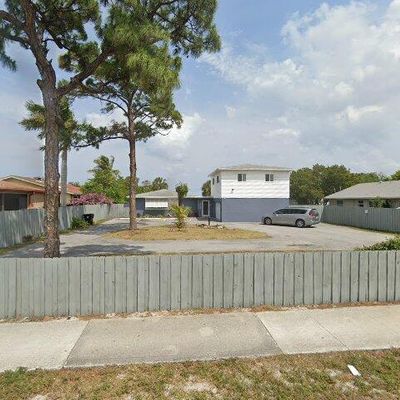 1418 Barton Rd, Lake Worth Beach, FL 33460