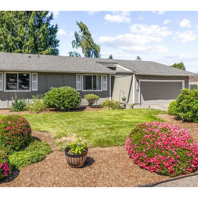 142 Alturas Dr, Kelso, WA 98626