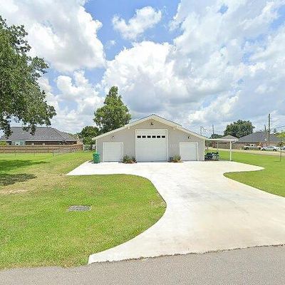 1421 W Camellia Dr, Thibodaux, LA 70301