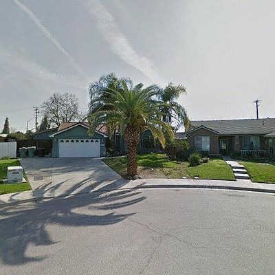 1430 N Shady St, Visalia, CA 93291