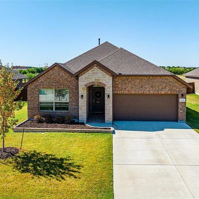 1430 Versailles, Krum, TX 76249