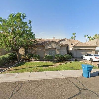 1441 E Catamaran Dr, Gilbert, AZ 85234