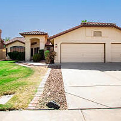 1449 W Islandia Dr, Gilbert, AZ 85233