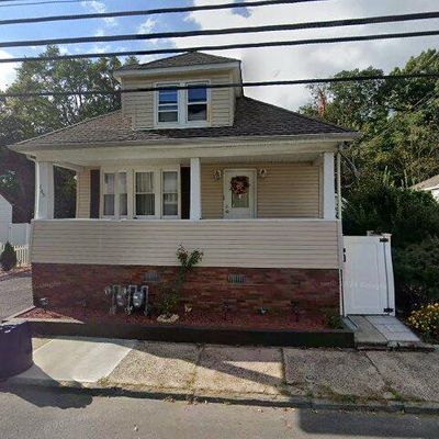 145 Church St, Haledon, NJ 07508