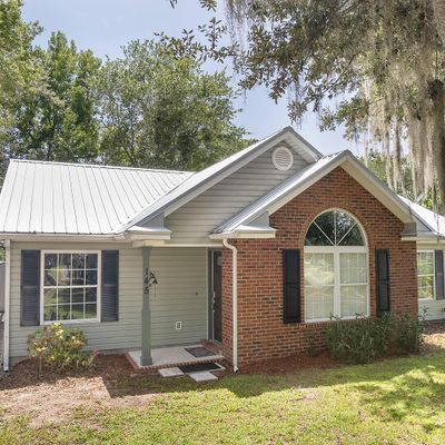 145 Shoreline Ave, Satsuma, FL 32189