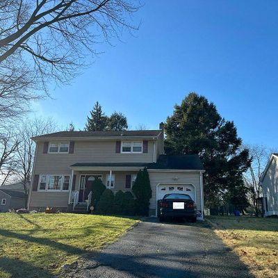 1450 Redwood Dr, Piscataway, NJ 08854