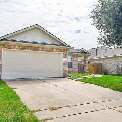 16327 Bandicoot Dr, Sugar Land, TX 77498