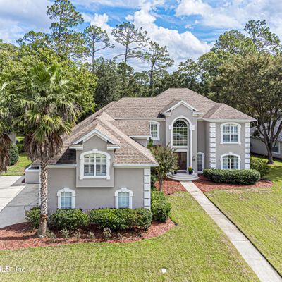 1637 Country Walk Dr, Fleming Island, FL 32003