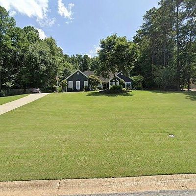 165 Indian Bluff Dr, Sharpsburg, GA 30277