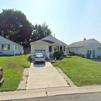 165 Parkview Ter, Rochester, NY 14617