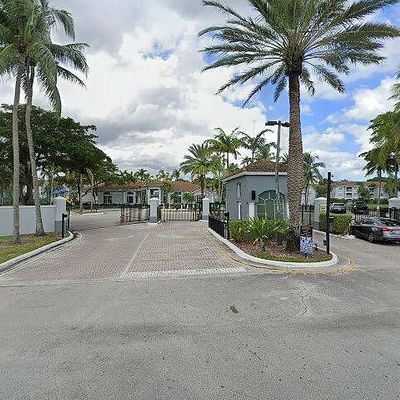 165 Nw 96 Th Ter #3 201, Pembroke Pines, FL 33024