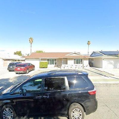 1660 W Whittier Ave, Hemet, CA 92543