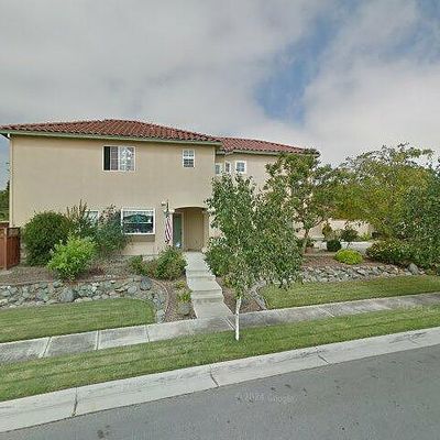 1677 Stony Brook Dr, Salinas, CA 93906