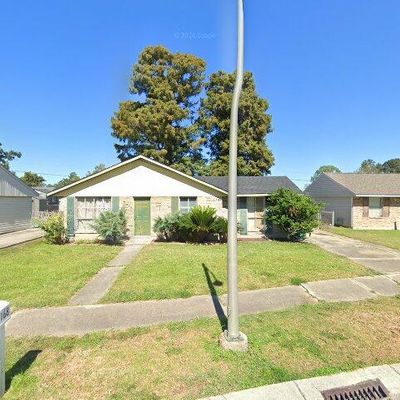 168 Blanche Dr, Westwego, LA 70094