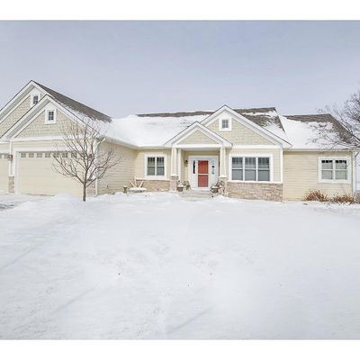 1680 Sandbar Cir, Waconia, MN 55387