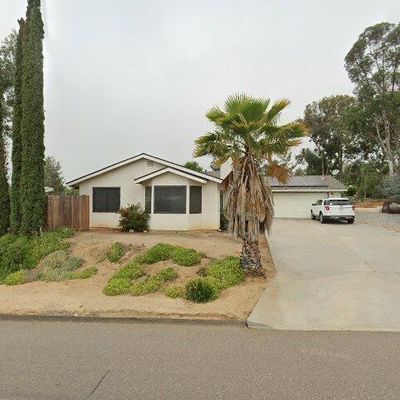 16887 Daza Dr, Ramona, CA 92065