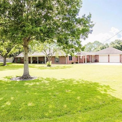 1690 County Road 965, Alvin, TX 77511