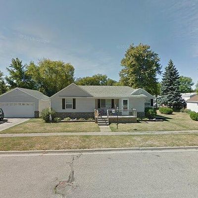 17 7 Th St E, Ada, MN 56510