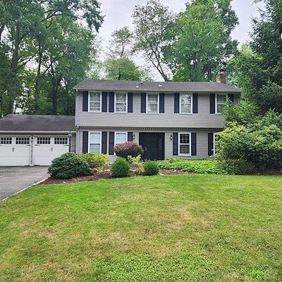 17 Arrowhead Rd, Old Tappan, NJ 07675