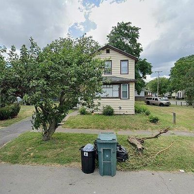 17 Hollister St, Rochester, NY 14605