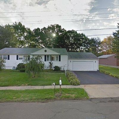 17 Williamson Rd, Hamden, CT 06517