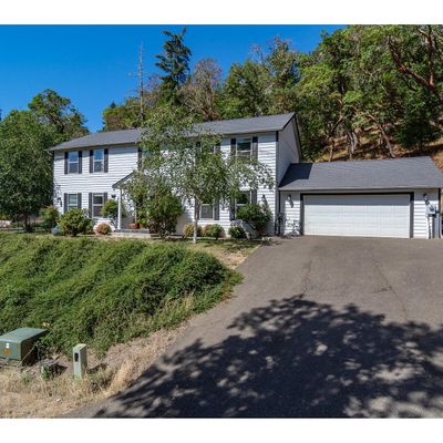 170 Beattie Ln, Roseburg, OR 97471