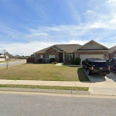 1700 Kahuna Way, Cantonment, FL 32533