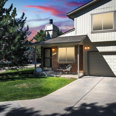 1713 S Kline Way, Lakewood, CO 80232