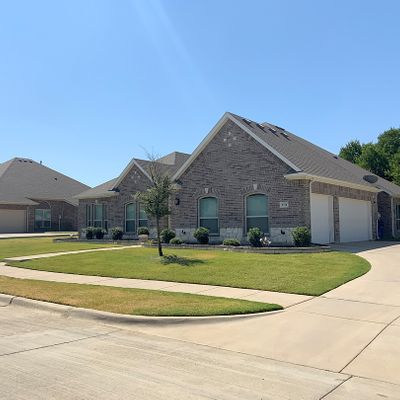 1714 Stags Leap Trl, Kennedale, TX 76060