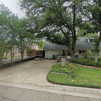 1717 Foster Dr, Arlington, TX 76012