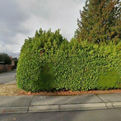 1717 Edmonds Ave Ne, Renton, WA 98056