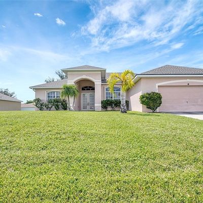 1718 Sw 2 Nd Ave, Cape Coral, FL 33991