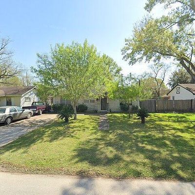 1721 Chazen Dr, Houston, TX 77029